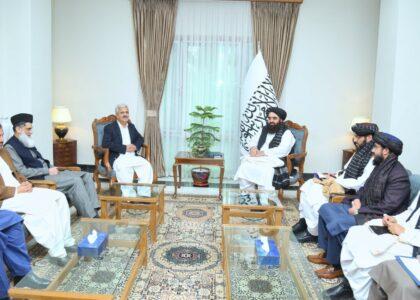 افغانستان و پاکستان روی تقویت روابط تجارتی و حل مشکلات تجارگفتگو کردند