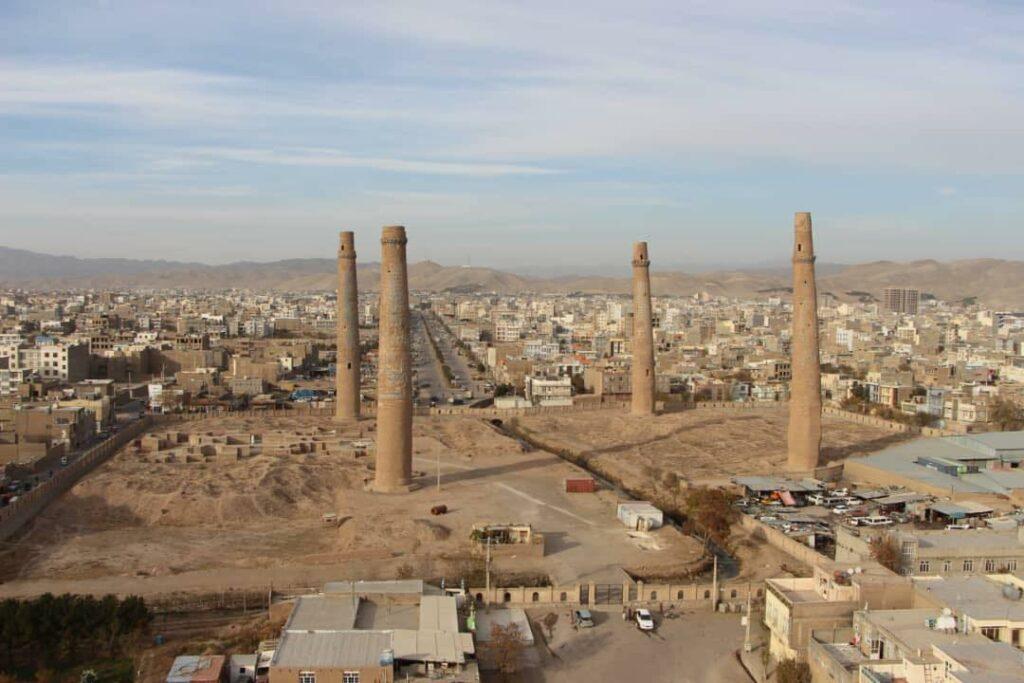 برخی آبدات تاریخی آسیب‌دیده در زلزله‌های اخیر در هرات بازسازی می‌شود