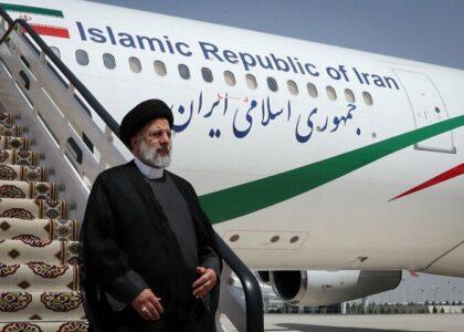 Raisi lands in Islamabad on fence-mending visit