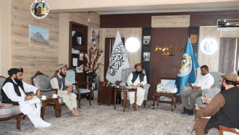 «اگر بی‌بی‌سی می‌خواهد در افغانستان فعالیت کند، نباید چیزی را نشر کند که باعث نفاق بین افغان‌ها می‌شود»