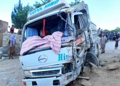 Women among 10 injured in Parwan traffic accident