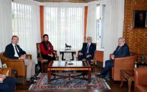 Dr. Abdullah urges EU to increase aid for flood-affectees