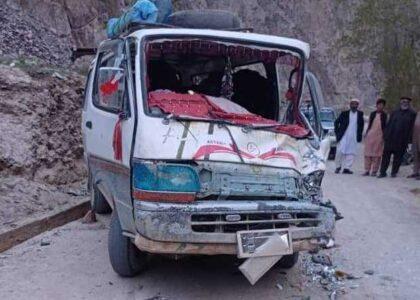 دو حادثۀ ترافیکی در بامیان ۱۳ کشته و زخمی برجا گذاشت
