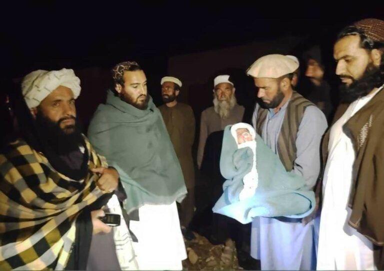 قوماندانی امنیه: نوزاد ربوده شده از شفاخانه در لوگر پیدا شد