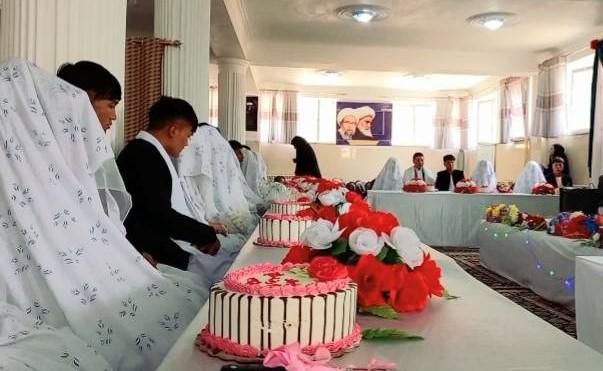 مراسم عروسی دسته‌جمعی ۱۵ زوج جوان در بامیان برگزار شد