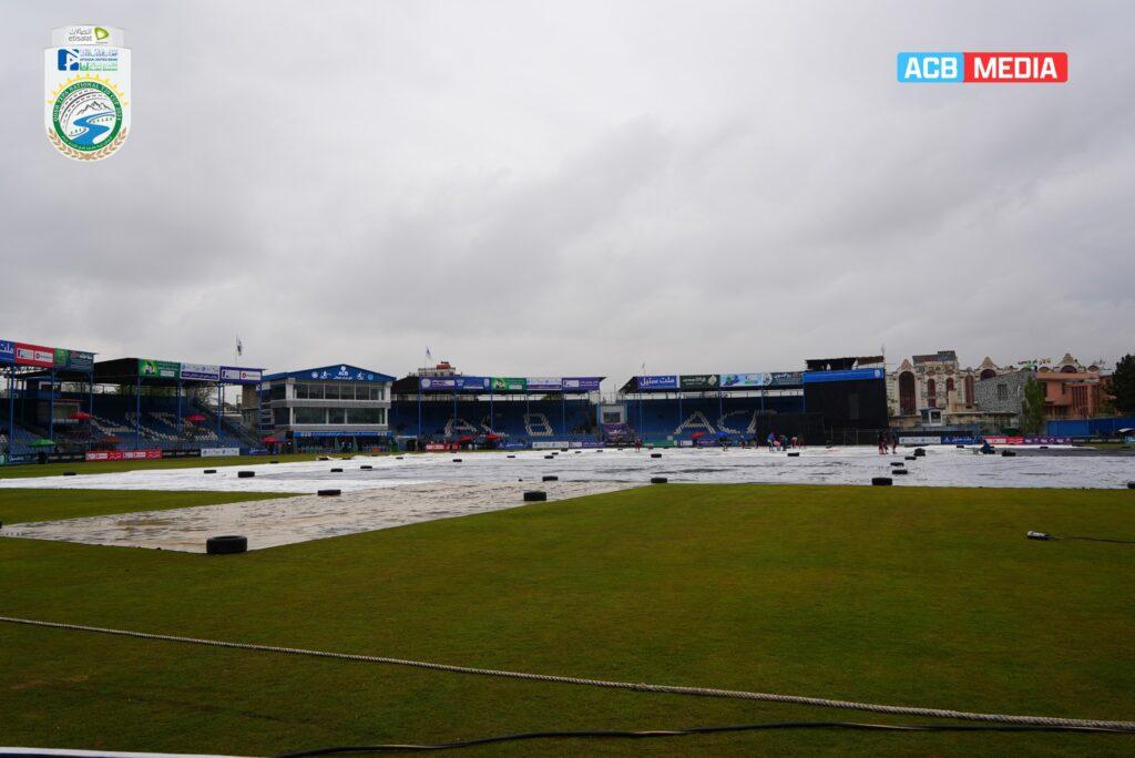 قوش‌تېپې جام سیالۍ؛ د بُست او سپین‌غر لوبډلو ترمنځ لوبه د باران له امله لغوه شوه