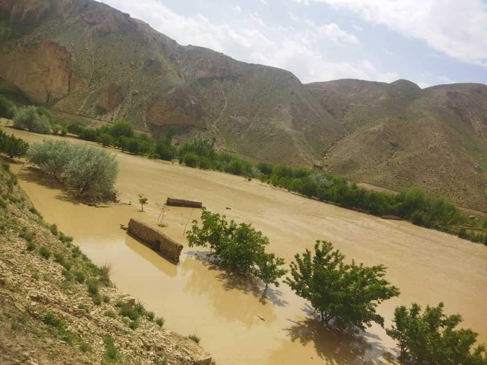 شاهراه غور- هرات و راه‌های شماری از ولسوالی ها در بغلان به‌روی ترافیک مسدود شده‌است