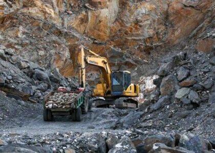 مقام ایرانی: استخراج سنگ‌های قیمتی افغانستان می‌تواند محل همکاری میان دو کشور باشد