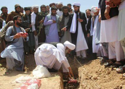  سنگ تهداب یک دارالایتام با هزینۀ ده میلیون افغانی در هرات گذاشته شد