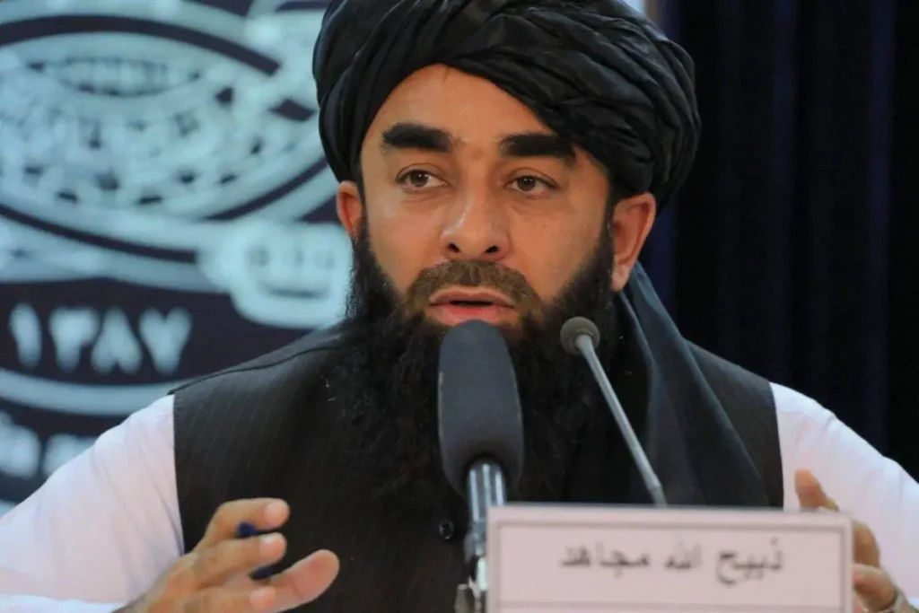 مجاهد: روابط میان ایران  و افغانستان ضروری است