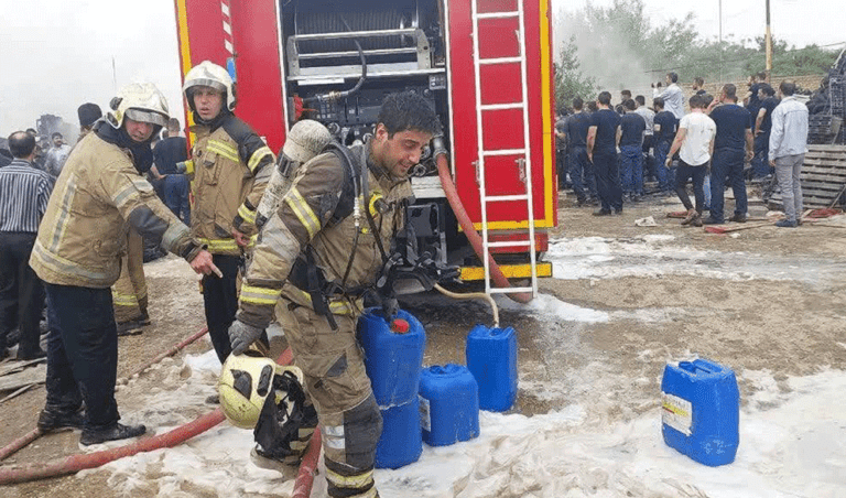 به اثر آتش‌سوزی در تهران ۵۰ تن زخم برداشته‌اند