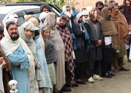 مهاجرین بازگشته از پاکستان در غزنی خواستار سرپناه هستند