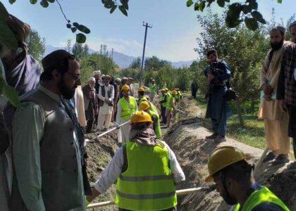 لوګر کې د ۱۴ کرنیزو کانالونو د پاکولو چارې پيل شوې