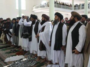 ملا برادر: شاهراه مرکزی که چندین ولایت را با هم وصل می‌کند، ساخته می‌شود