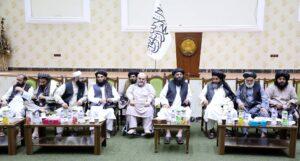 مولوي عبدالکبیر: د اسلامي نظام کورنی او بهرنی سیاست د ولس سلا مشورو ته اړتیا لري