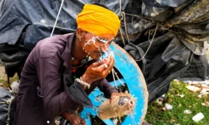 Heatwave leaves 54 dead in India