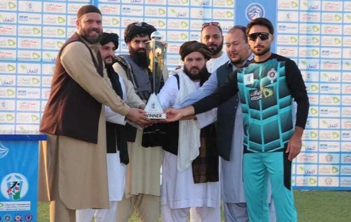 Hindu Kush Strikers emerge champions of cricket tournament in Kunduz