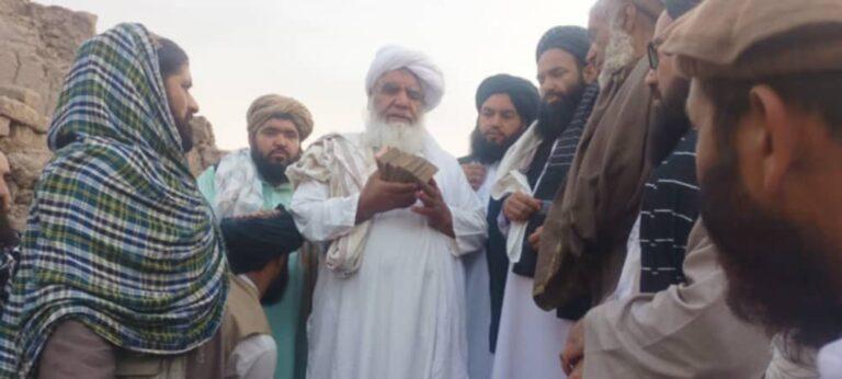 ننګرهار کې د ټوپاني باران‌ځپلو کورنيو سره نغدي مرسته پيل شوه