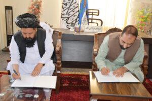 کډوالو چارو وزارت له یوې موسسې سره د همکارۍ دوه هوکړه‌لیکونه لاسلیک کړل