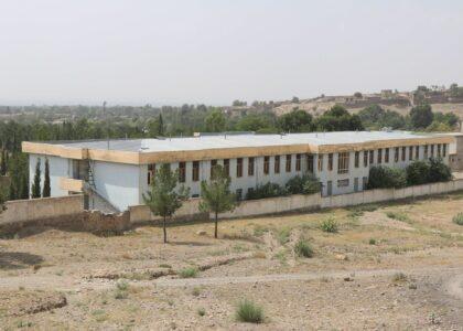 خوست کې د نجونو یو ښوونځی چې ۱۵ کاله مخکې یې ودانۍ جوړ شوې، لا هم نه دی فعال شوی
