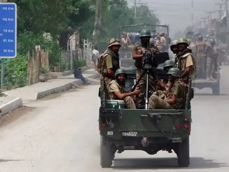 ۲۴ تن به اتهام حمله بر یک مرکز نظامی در بنوی خیبر پشتونخوا بازداشت شدند
