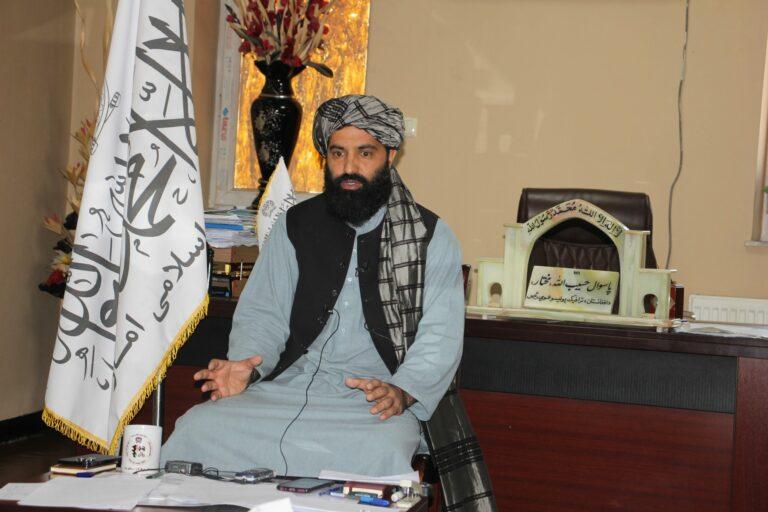 د ترافیکو عمومي ریاست: ټکسي موټرو ته د نوي رنګ ورکولو لړۍ به د روان کال تر پایه بشپړه شي
