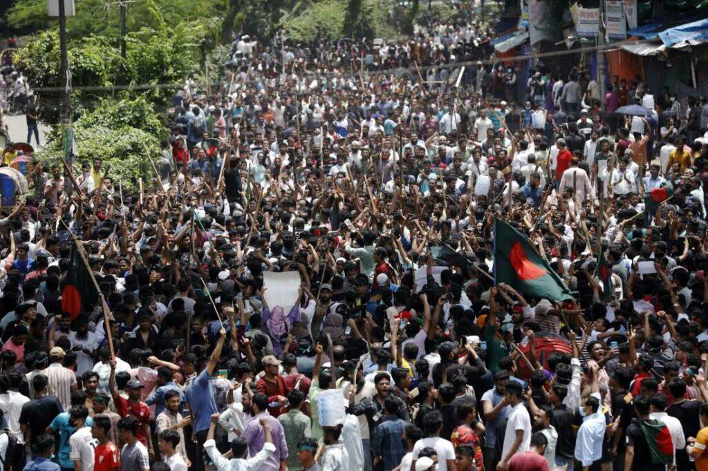 95 killed in protests against Bangladesh govt