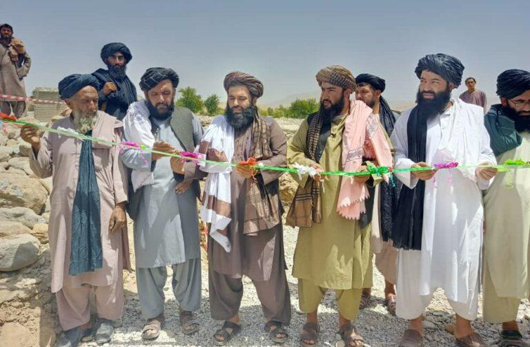 کار ساخت یک دیوار استنادی و یک کانال در ارزگان آغاز شد