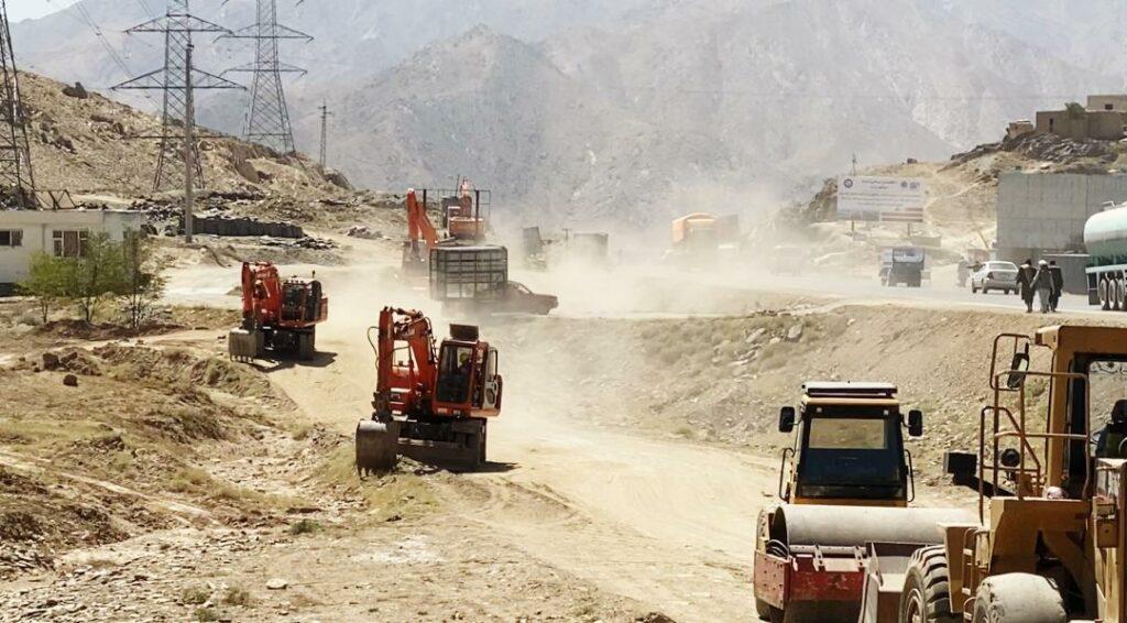 Work on Kabul-Ghazni road 2nd lane kicks off