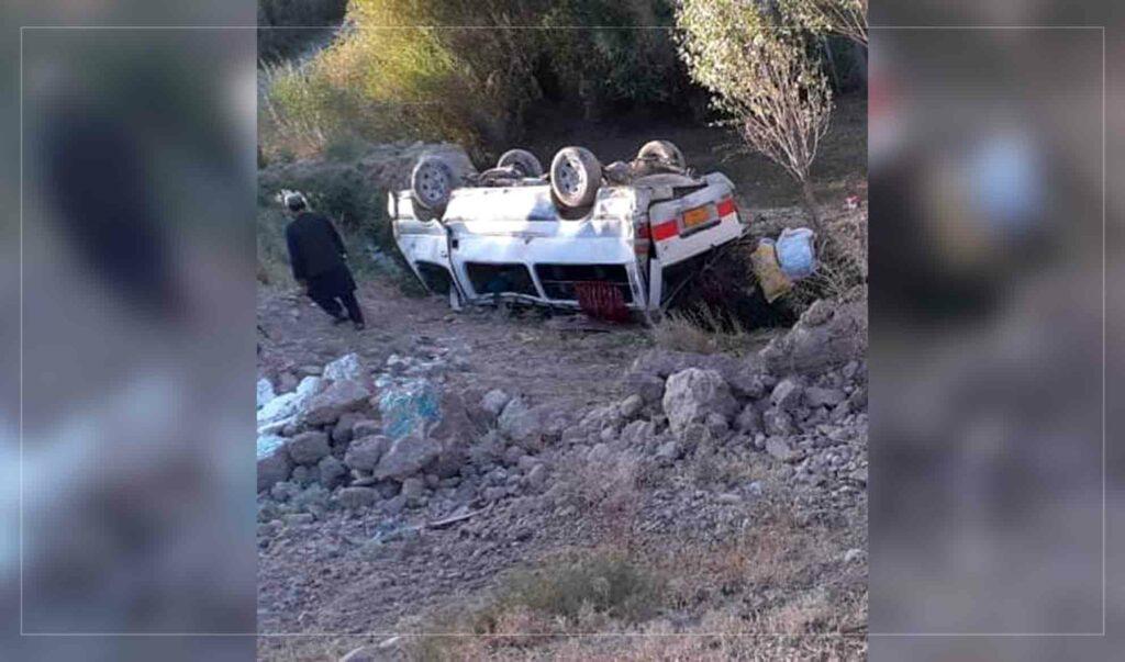 17 wounded as van veers off road in Bamyan