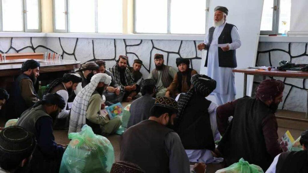 4,000 men, women studying in Baghlan literacy program