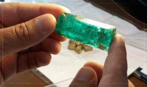 Over 3,545 carats of Panjsher emeralds fetch $107,450