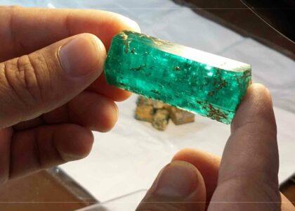 Over 3,545 carats of Panjsher emeralds fetch $107,450