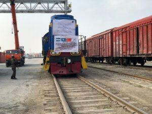 Train loaded with commercial goods arrives in Hairatan