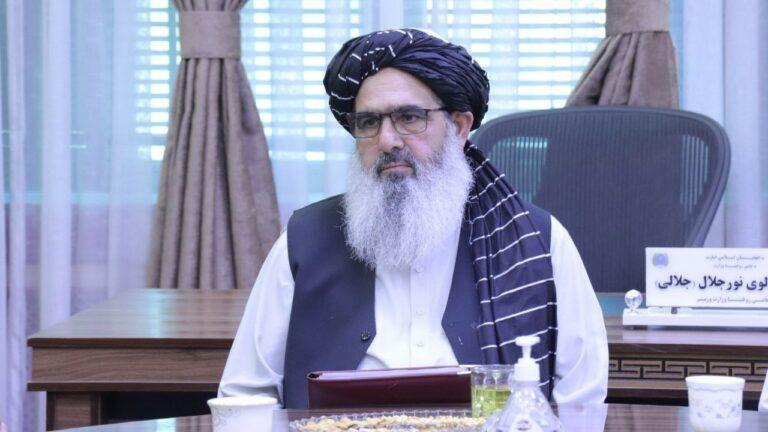 د افغانستان د عامې روغتيا وزارت سرپرست سعودي عربستان ته ولاړ