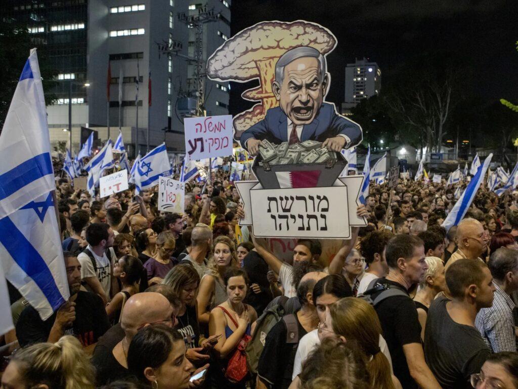 Sacking of Israeli defence minister triggers protest