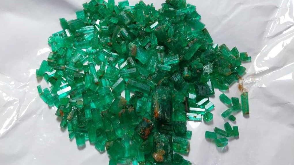 Above 3,000 carats of Panjsher emeralds fetch $143,600