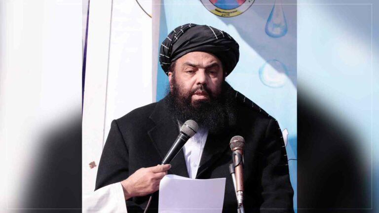 مولوي عبدالکبیر: ځیني هېوادونه نباید په خپل کورني سیاست کې د ناکامۍ پړه پر ا.ا وا‌چوي