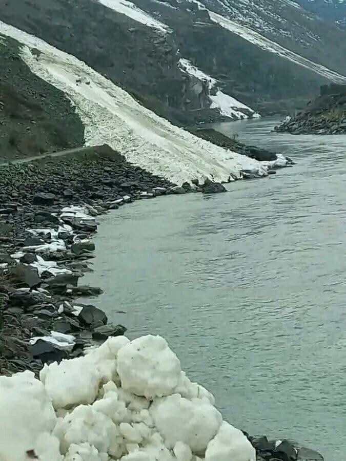 برف‌کوچ در بدخشان جان دو تن را گرفت