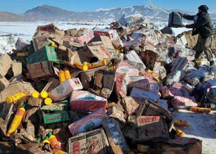 غزني کې ۲۵ ټُنه تاريخ تېر خوراکي او غیرخوراکي توکي وسوځول شول