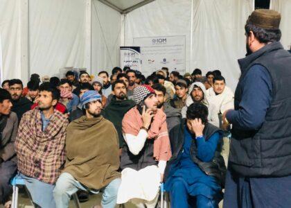 Women, children among 141 legal Afghans deported via Torkham