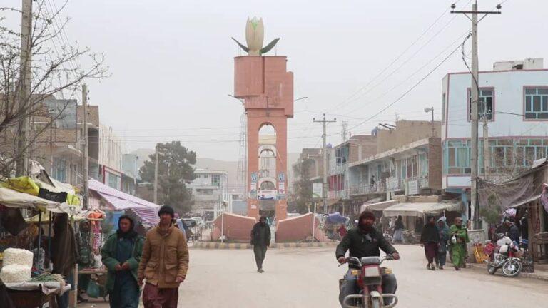 په بادغیس کې د یو قوم د څو کورنیو ترمنځ د پنځو لسیزو شخړه حل شوه