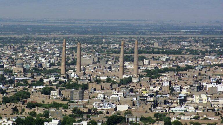 فروش نخ کاغذپران در هرات به دنبال درخواست‌های شهروندان منع شد