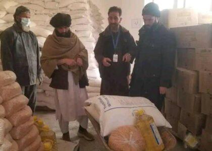توزیع مواد خوراکی برای صدها خانواده در کاپسا و مساعدت مواد درسی با مکاتب پنجشیر
