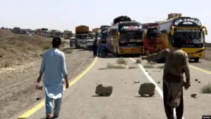 ناپېژانده وسله‌والو بلوچستان کې اووه کسان په ډزو وژلي