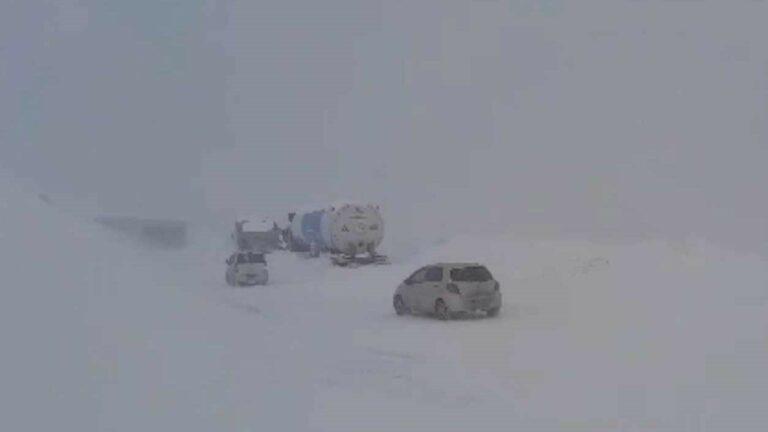 Salang highway reopens for passenger vehicles