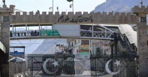 دروازۀ تورخم هنوز هم مسدود است؛ بیماران و مسافران با مشکلات روبه‌رو اند