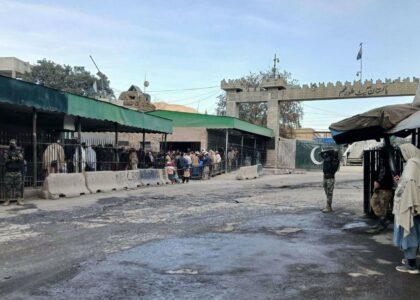 Pakistan shuts Torkham for all types of movement