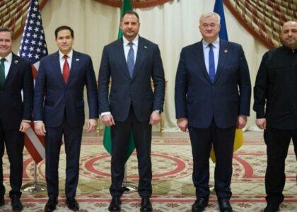 Ukraine ready for month-long ceasefire with Russia