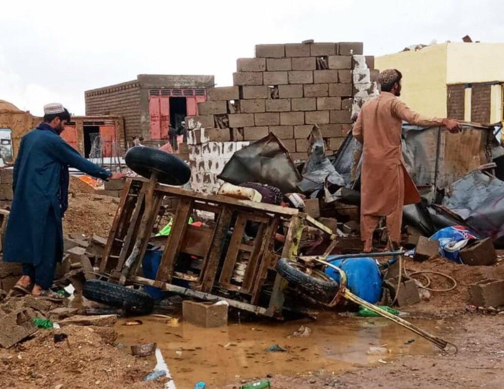 اوچا: بشردوستانه بنسټونه په افغانستان کې د وروستيو سېلابونو زیانمنو شوو ته مرستې رسوي